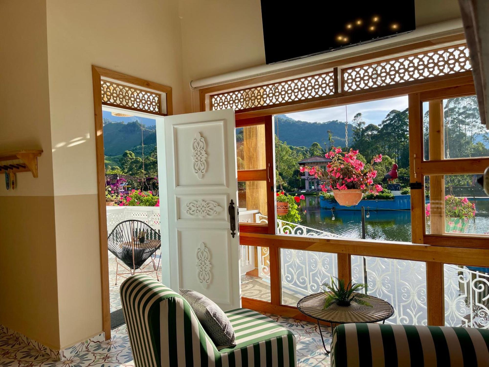 Hotel Lago Valdivia 贾丁 外观 照片