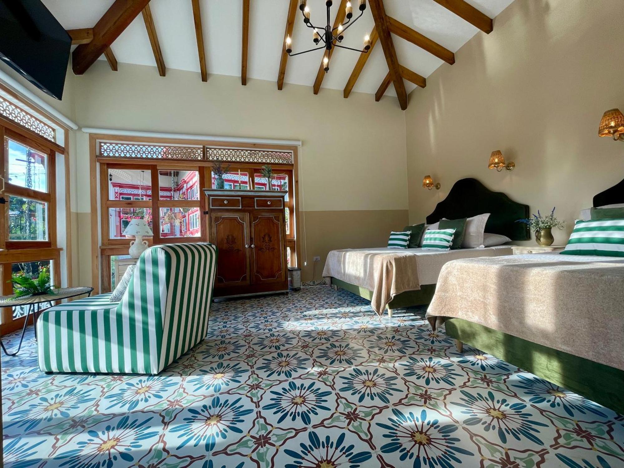 Hotel Lago Valdivia 贾丁 外观 照片